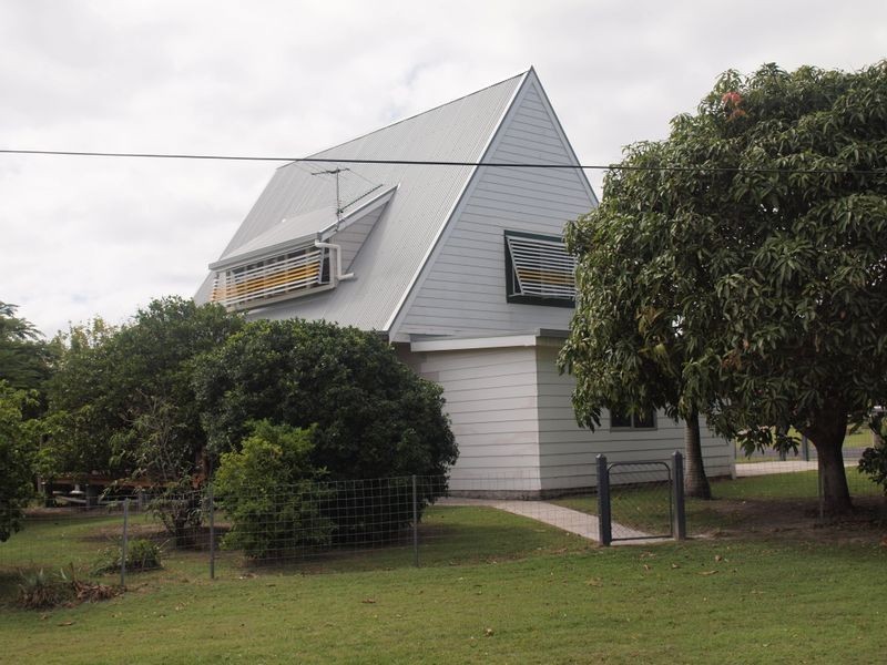 19 Hammond Street, Iluka NSW 2466