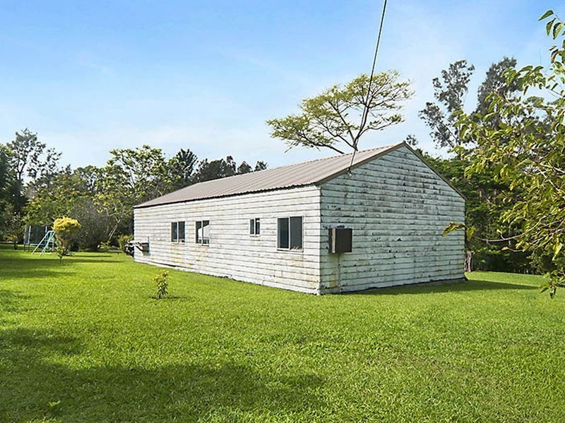 11 Island View Road, Woombah NSW 2469