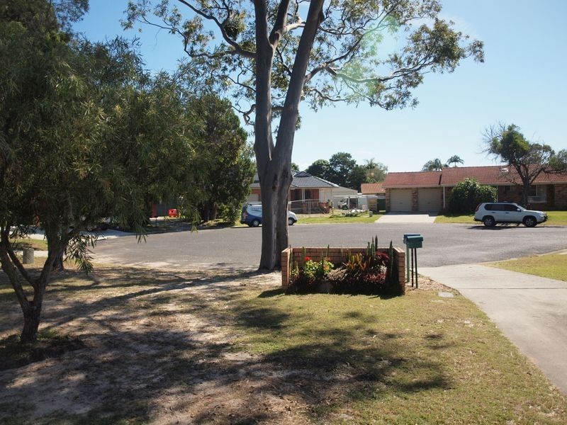 1/9 Hemingway Place, Iluka NSW 2466