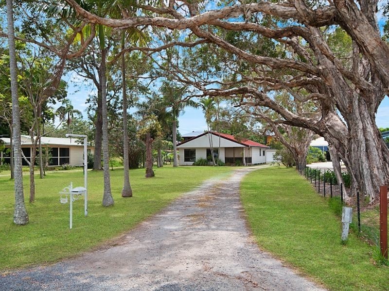 26 Marandowie Drive, Iluka NSW 2466