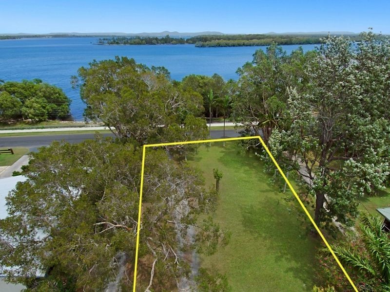 26 Marandowie Drive, Iluka NSW 2466