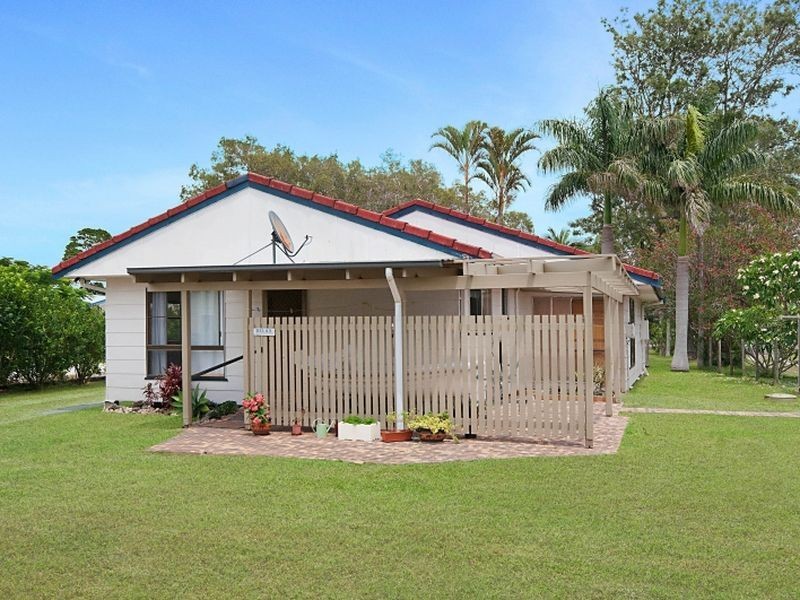 26 Marandowie Drive, Iluka NSW 2466
