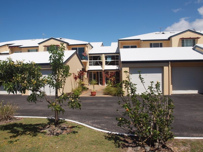 2.6/3-5 Riverview Street, Iluka NSW 2466