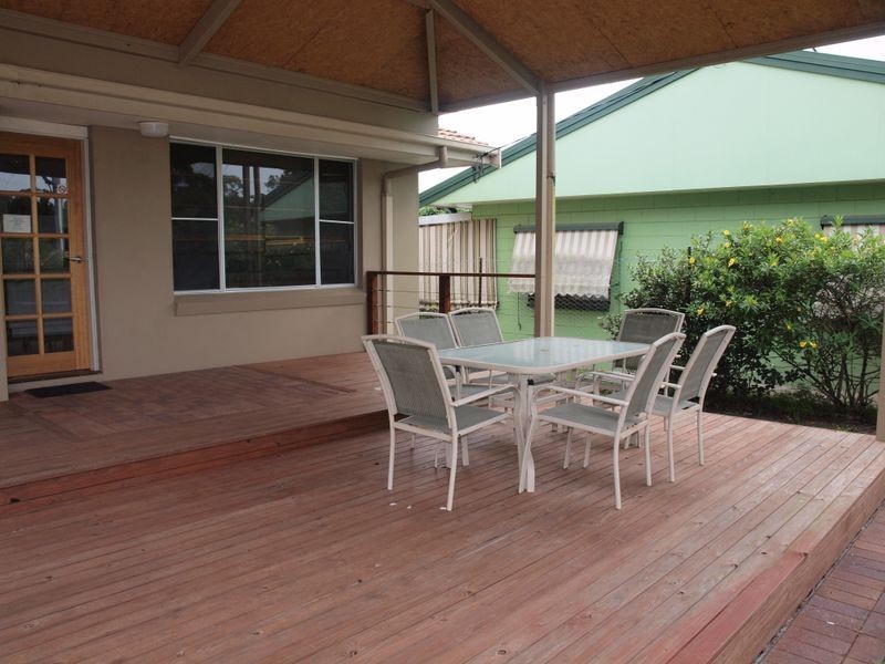 17 Loxton Avenue, Iluka NSW 2466