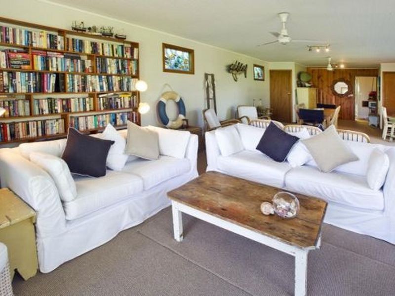 16 Queen Lane, Iluka NSW 2466