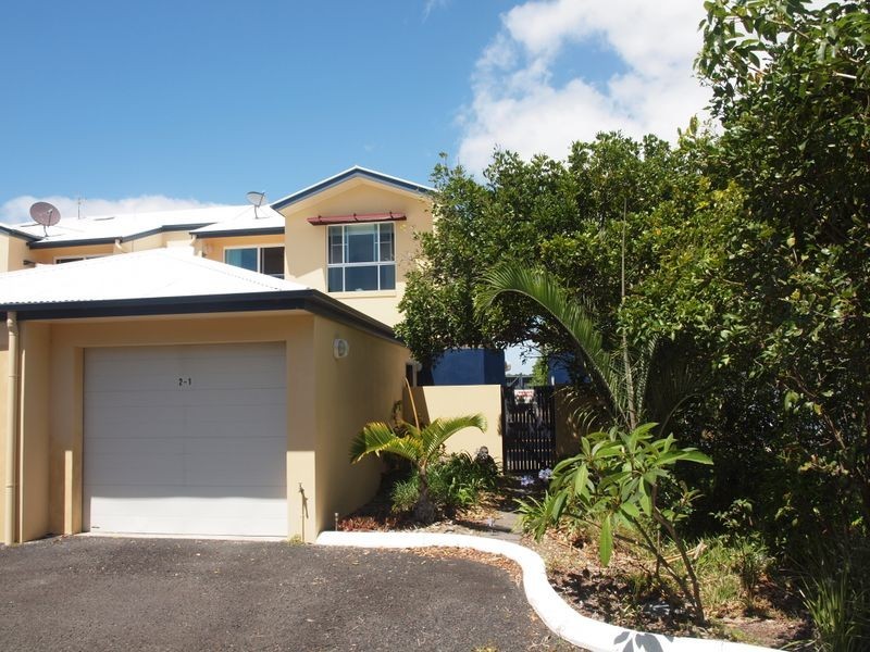 2.1/3-5 Riverview Street, Iluka NSW 2466