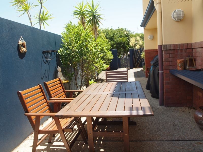 2.1/3-5 Riverview Street, Iluka NSW 2466