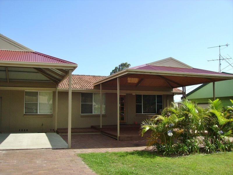 17 Loxton Avenue, Iluka NSW 2466