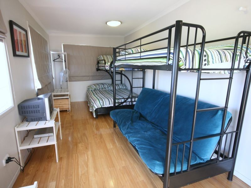 17 Loxton Avenue, Iluka NSW 2466