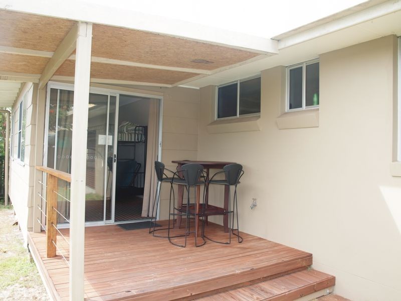 17 Loxton Avenue, Iluka NSW 2466