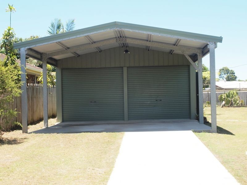1 Ballanda Crescent, Iluka NSW 2466