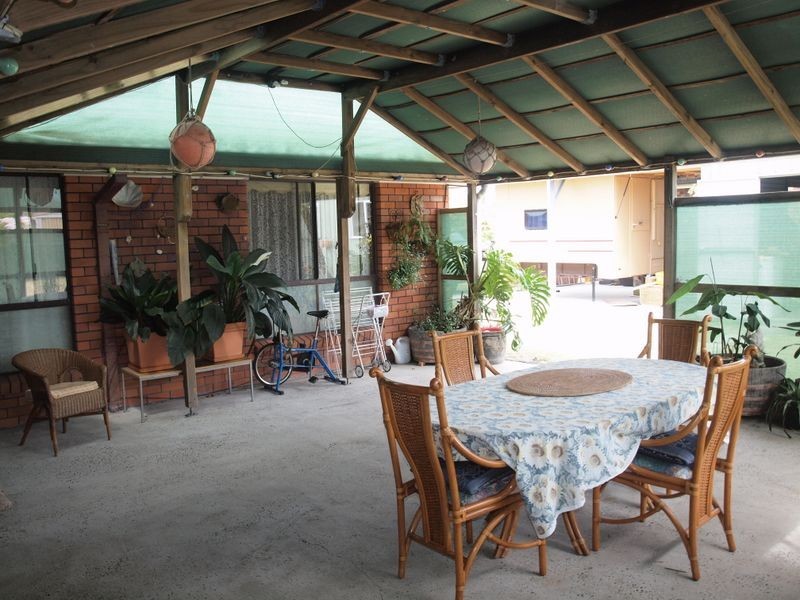 1 Ballanda Crescent, Iluka NSW 2466