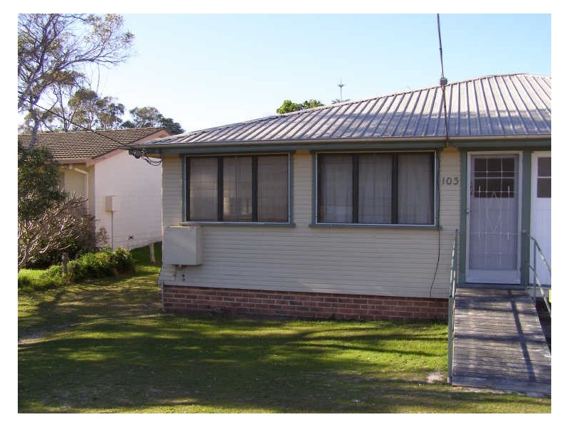 1/103 Charles Street, Iluka NSW 2466