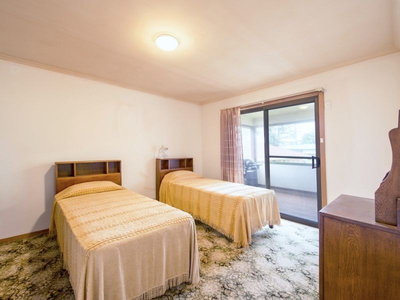 14 Marandowie Drive, Iluka NSW 2466