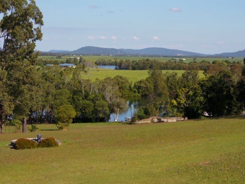 304 Iluka Road, Woombah NSW 2469