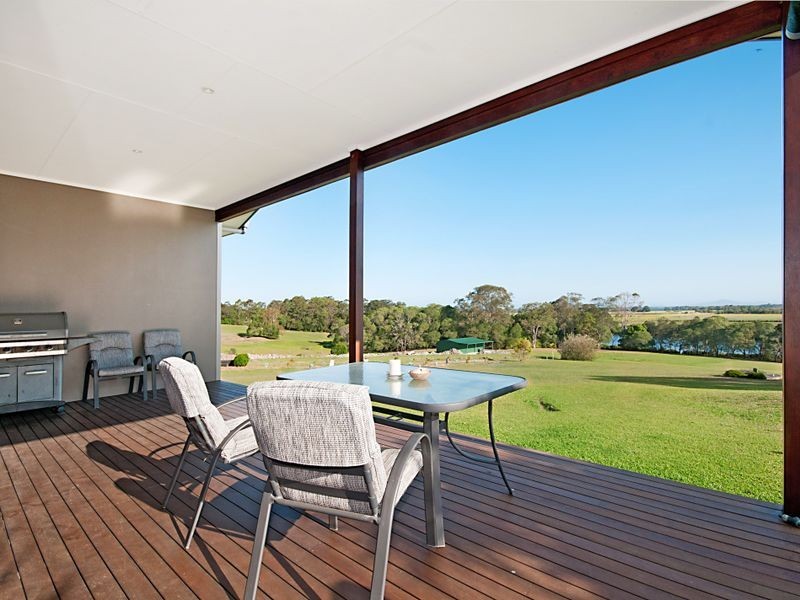 304 Iluka Road, Woombah NSW 2469