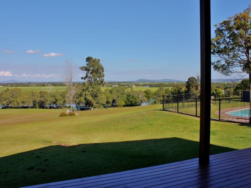 304 Iluka Road, Woombah NSW 2469