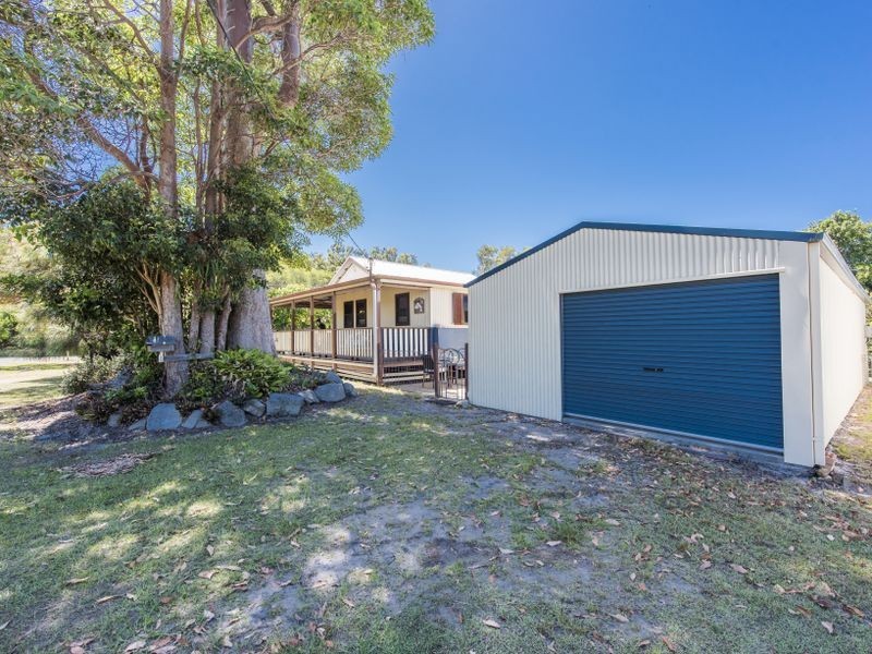 10 Hogan Street, Iluka NSW 2466