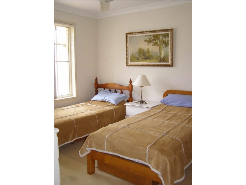 2/20 Queen Lane, Iluka NSW 2466