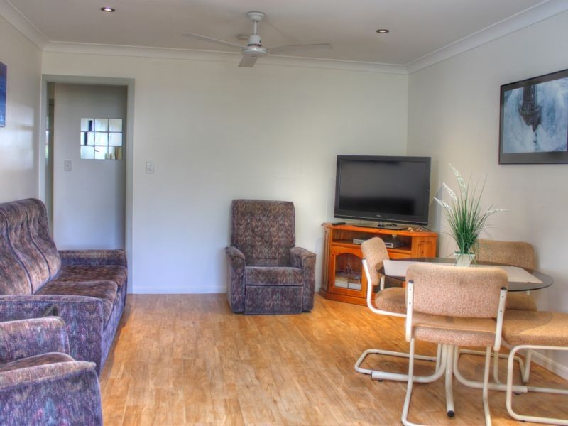 2/96 Charles Street, Iluka NSW 2466