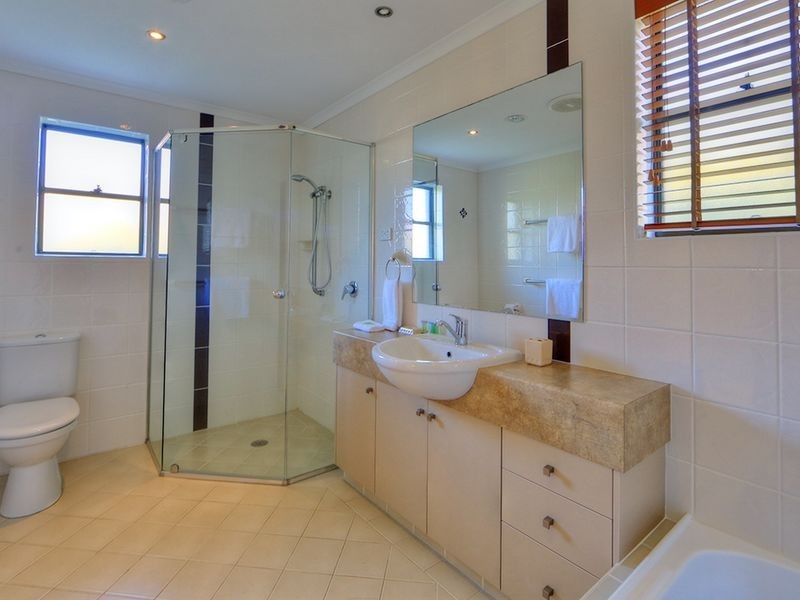 38 Marandowie Drive, Iluka NSW 2466