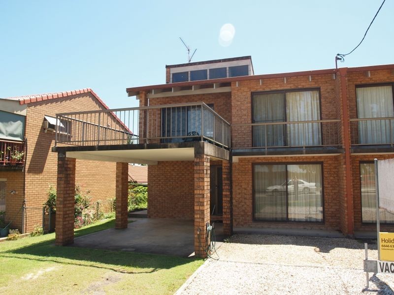 1/3 Charles Street, Iluka NSW 2466