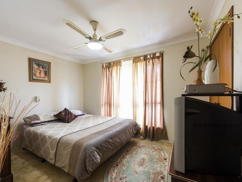6 Gundaroo Crescent, Iluka NSW 2466
