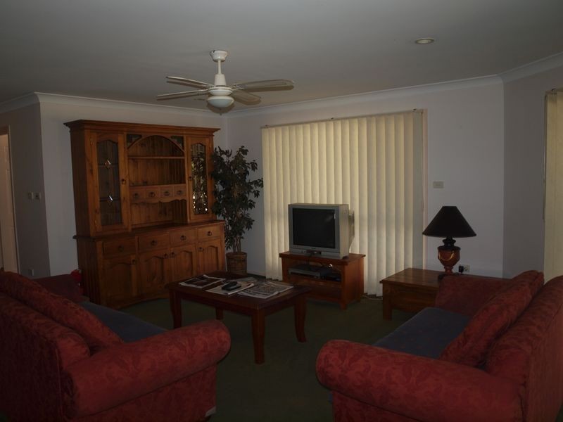 7 Hemmingway Place, Iluka NSW 2466