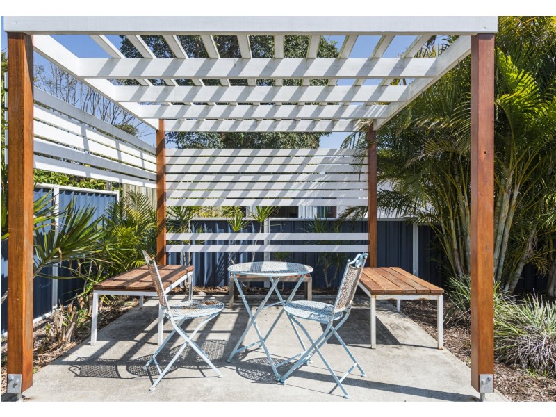 6 Loxton Avenue, Iluka NSW 2466