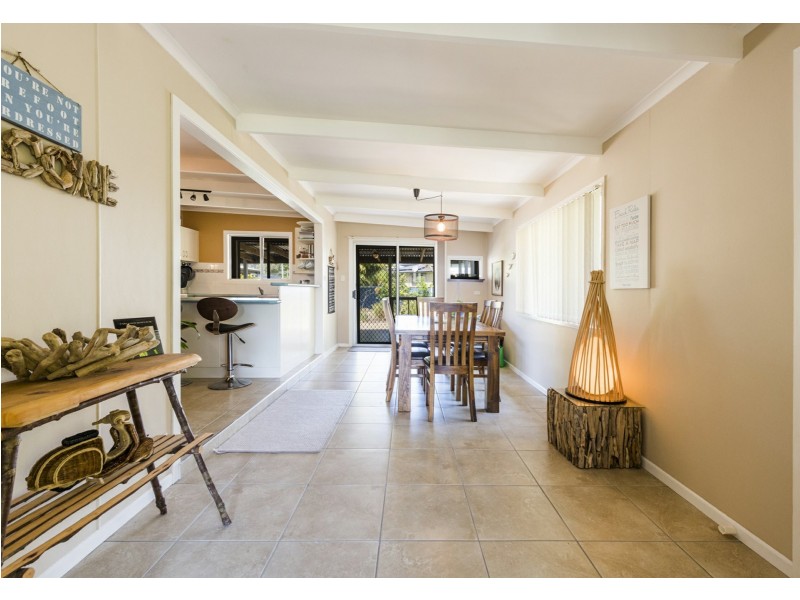 6 Loxton Avenue, Iluka NSW 2466