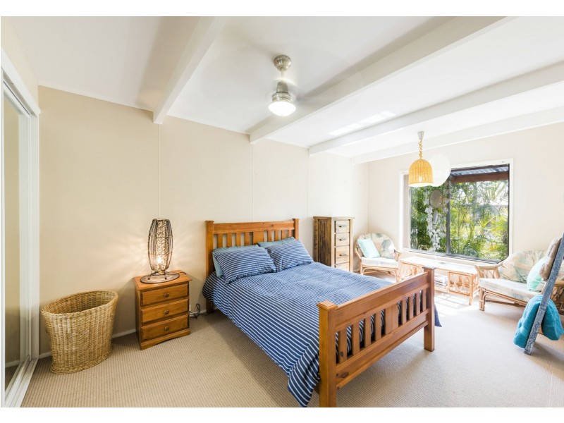 6 Loxton Avenue, Iluka NSW 2466