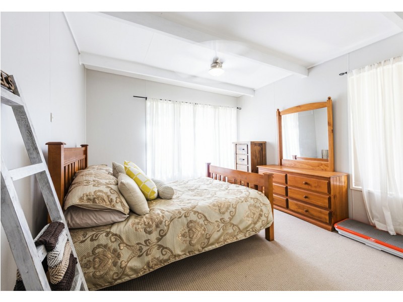 6 Loxton Avenue, Iluka NSW 2466