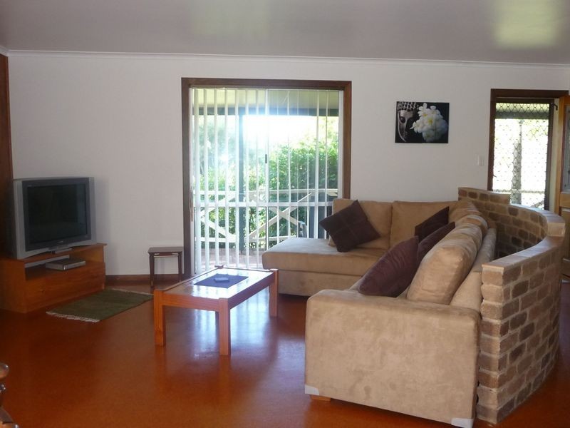 8 Ballanda Crescent, Iluka NSW 2466