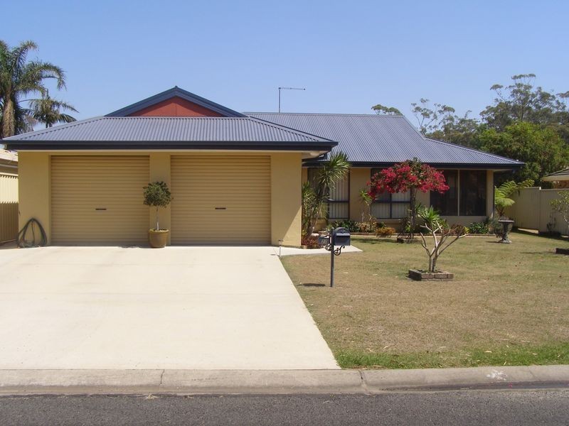 27 Sovereign Street, Iluka NSW 2466