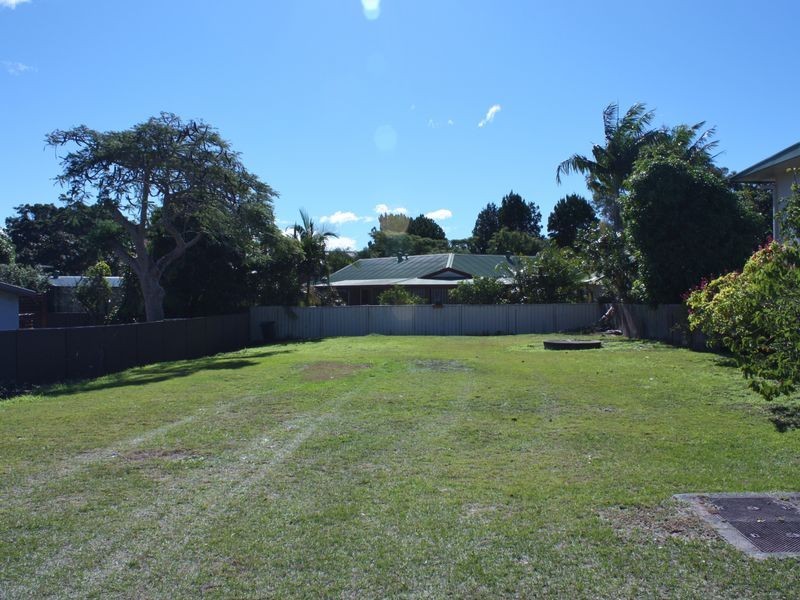 5 Loxton Avenue, Iluka NSW 2466