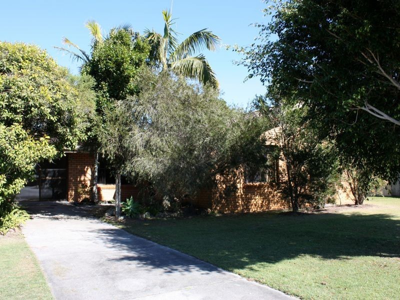 29 Ballanda Crescent, Iluka NSW 2466