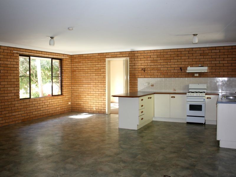 29 Ballanda Crescent, Iluka NSW 2466