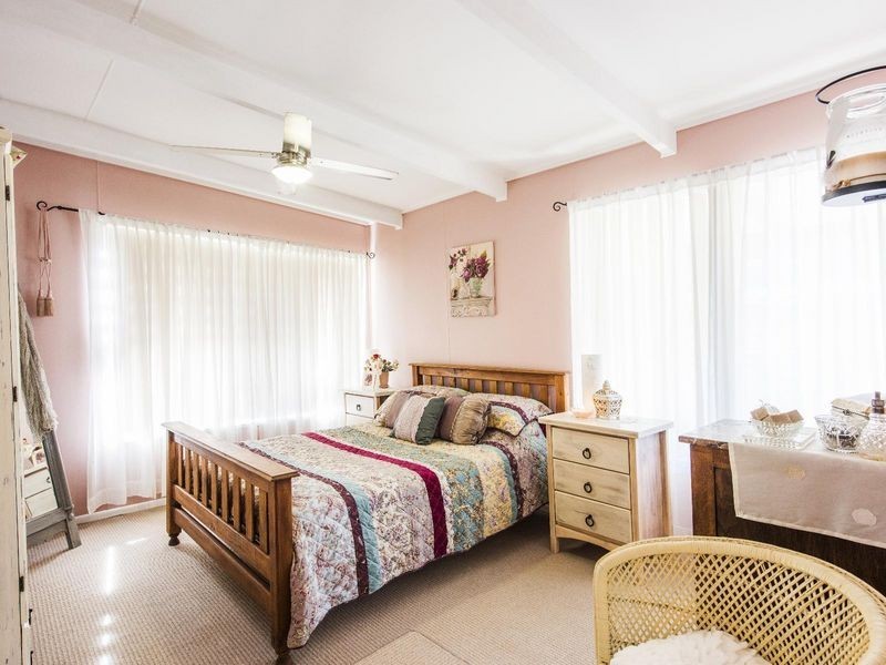 6 Loxton Avenue, Iluka NSW 2466