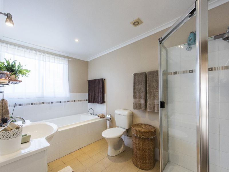 6 Loxton Avenue, Iluka NSW 2466