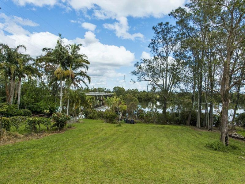 54 River Lane, Woombah NSW 2469
