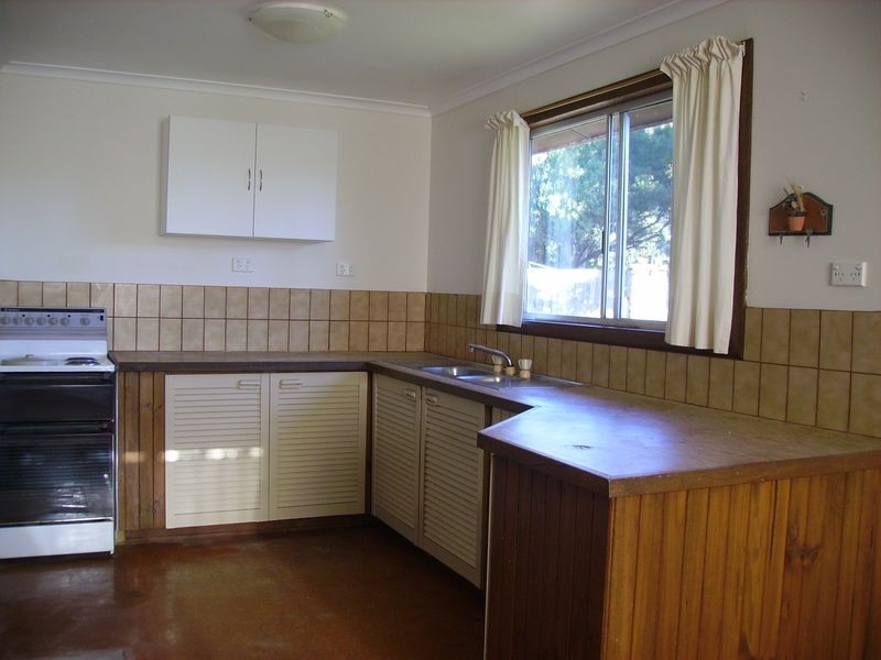 8 Ballanda Crescent, Iluka NSW 2466