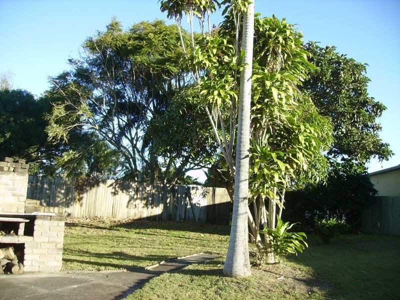 8 Ballanda Crescent, Iluka NSW 2466