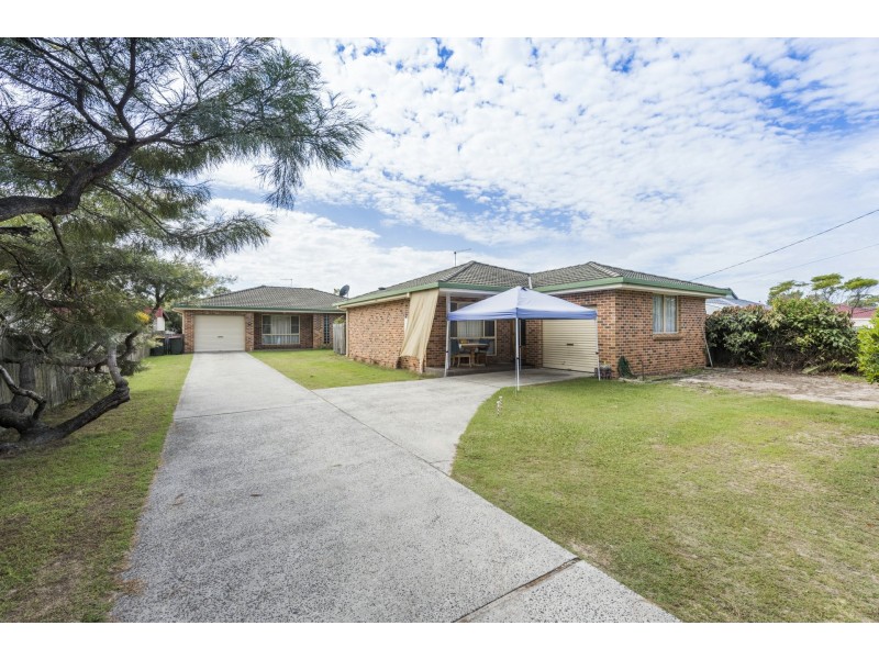 1 & 2/43 Spenser Street, Iluka NSW 2466