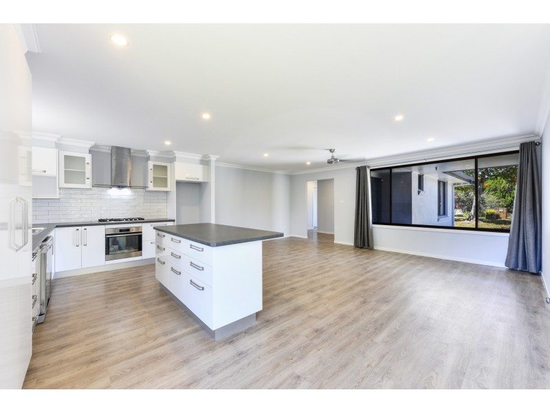 21 Loxton Avenue, Iluka NSW 2466