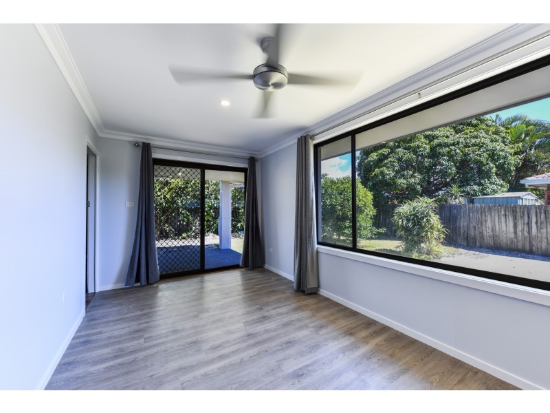 21 Loxton Avenue, Iluka NSW 2466