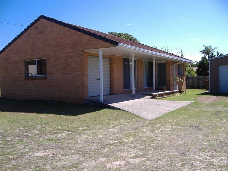 28 Ballanda Crescent, Iluka NSW 2466