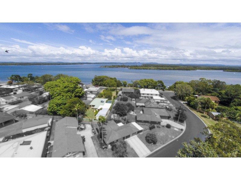 34 Marandowie Drive, Iluka NSW 2466