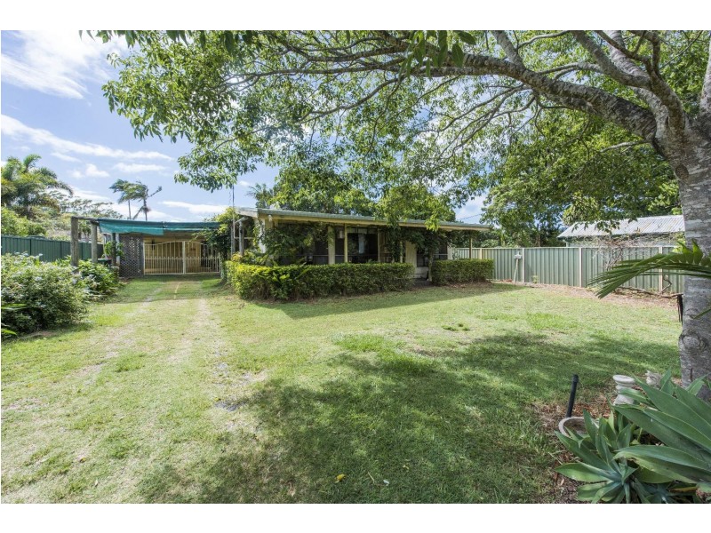 34 Marandowie Drive, Iluka NSW 2466