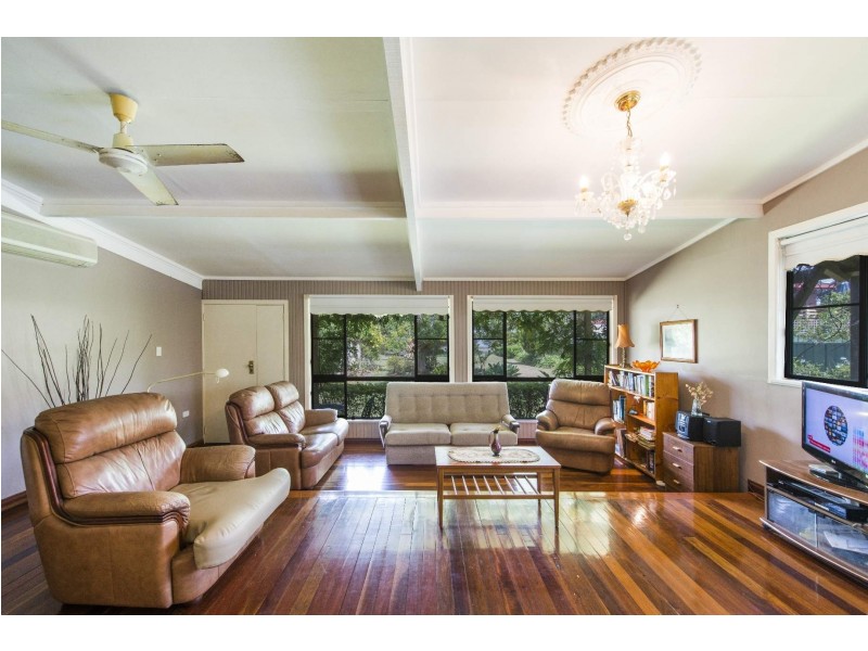 34 Marandowie Drive, Iluka NSW 2466