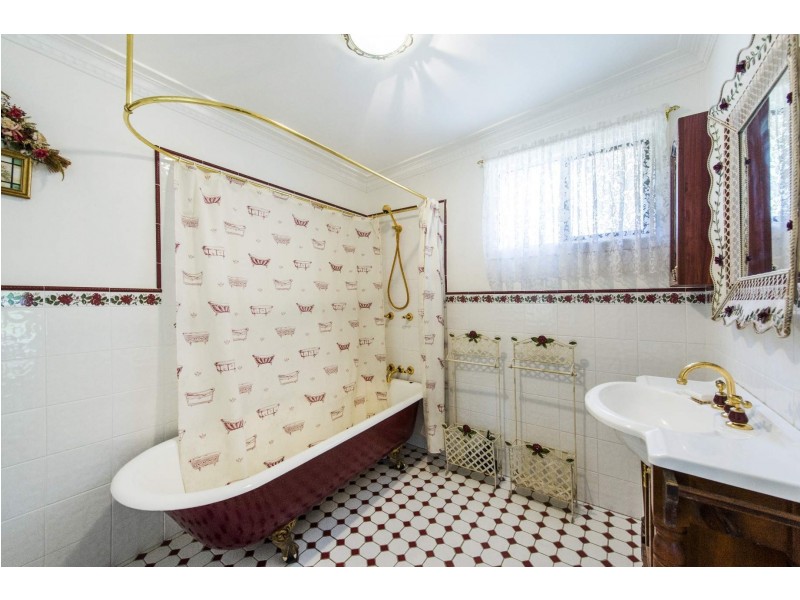 34 Marandowie Drive, Iluka NSW 2466